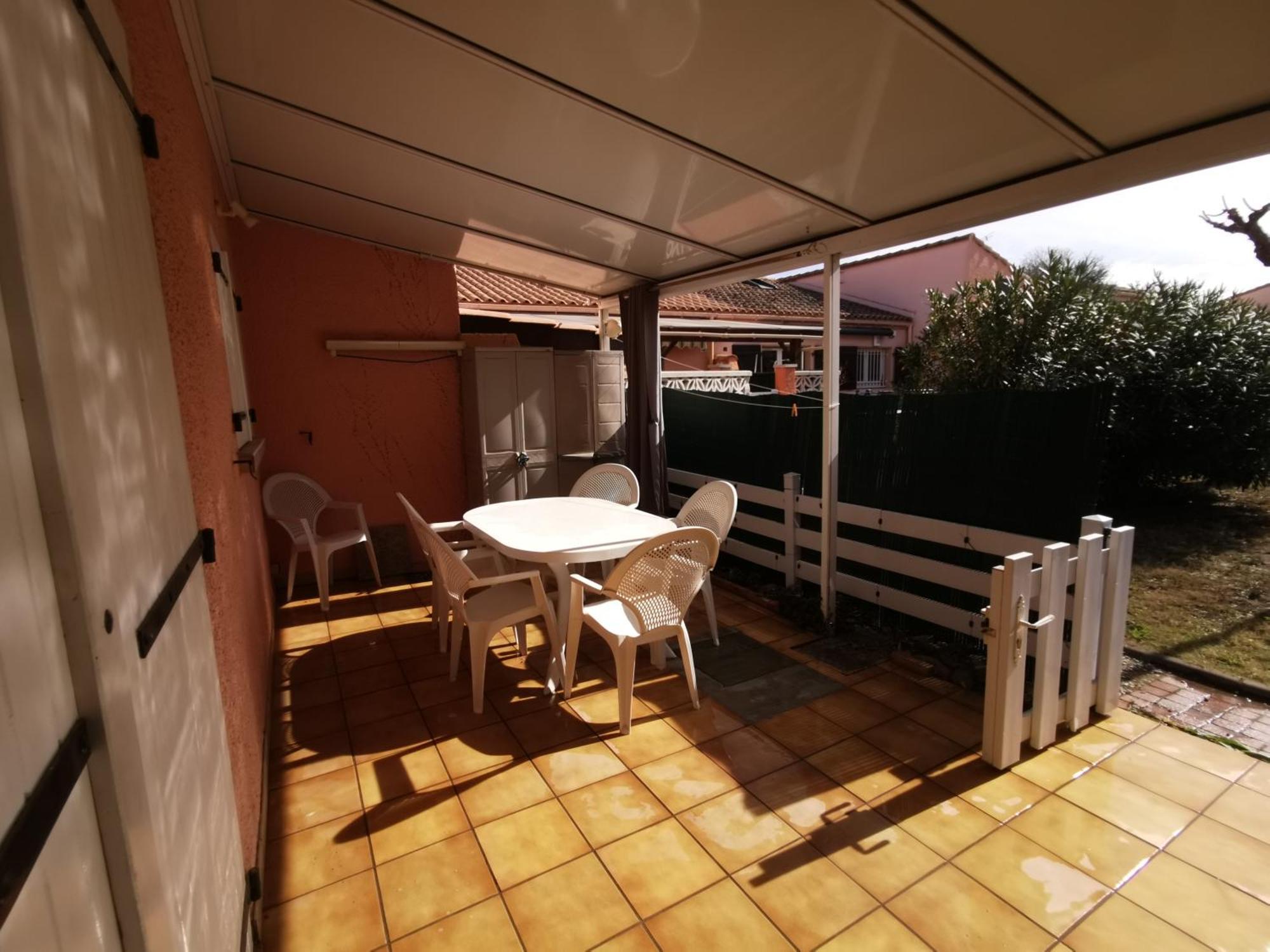 Les Lavandines -Coquette Maison De Vacances - 400 M De La Plage - Grande Terrasse - 2 Chambres - 2 Salles De Bain - Tout Confort Argelès-sur-Mer Esterno foto