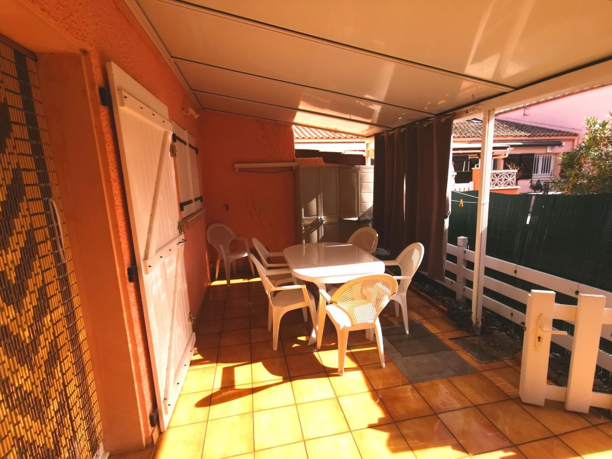 Les Lavandines -Coquette Maison De Vacances - 400 M De La Plage - Grande Terrasse - 2 Chambres - 2 Salles De Bain - Tout Confort Argelès-sur-Mer Esterno foto